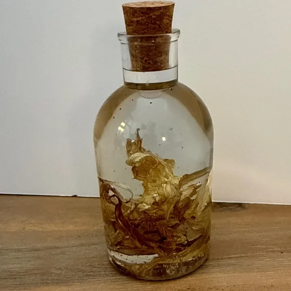 Unique Resin Decorative Bottle with Natural Dried Sunflower Petals - Picture 1 of 13
